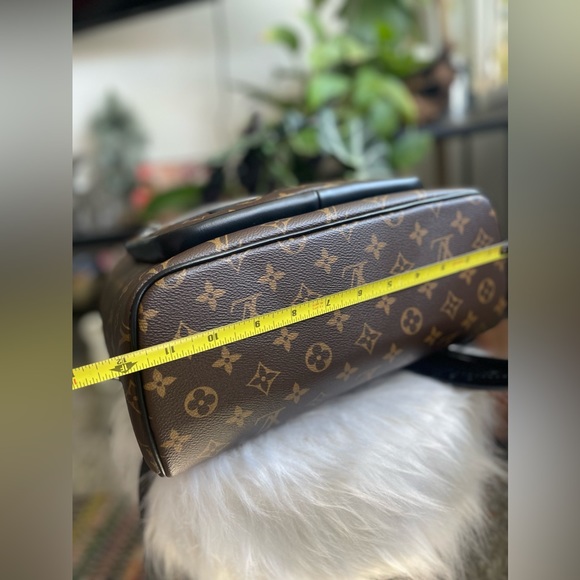 LOUIS VUITTON
Monogram Macassar Josh NM Backpack - Picture 12 of 14